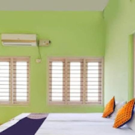 Zaina Tourist Home Kollam Exterior foto